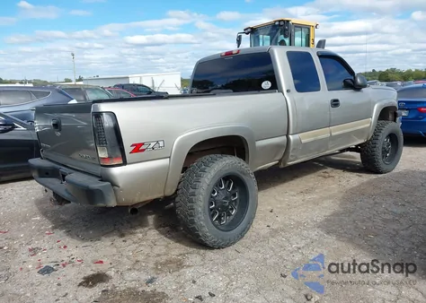 2003 Chevrolet Silverado 1500 Ls z USA, uszkodzony, nr VIN 2GCEK19T031188627